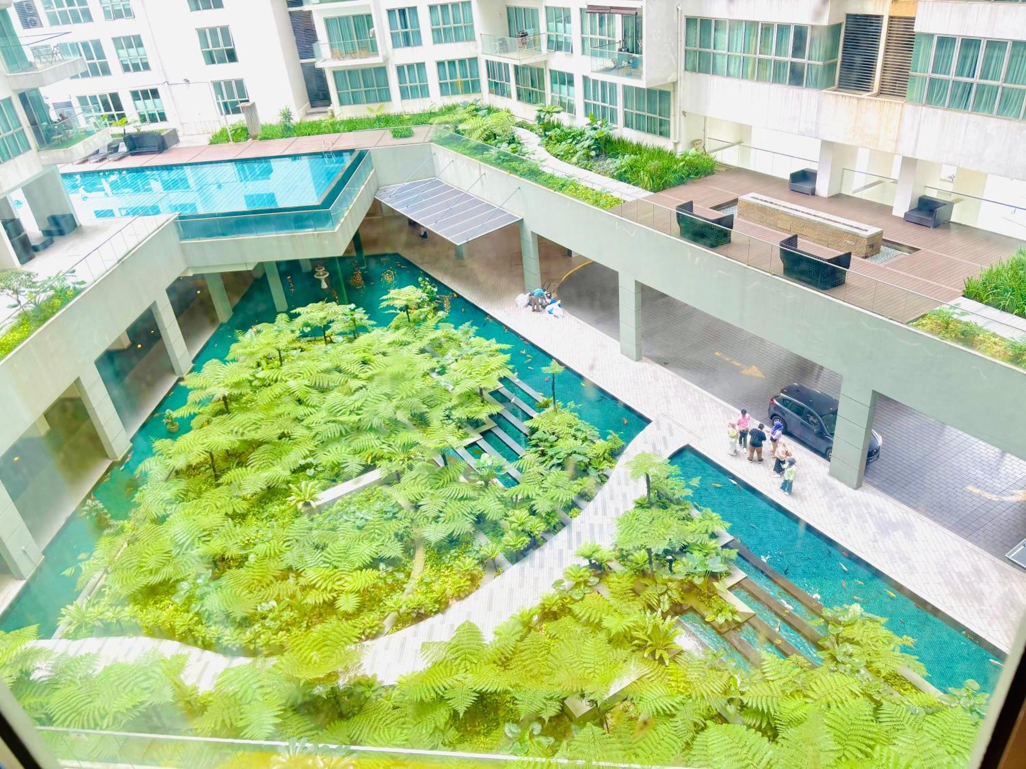 Regalia Skypool Klcc Dorms By Tasrifa Hostel Kuala Lumpur Bagian luar foto